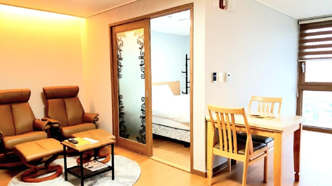 Residence Hotel K Okpo Kodzse Kültér fotó